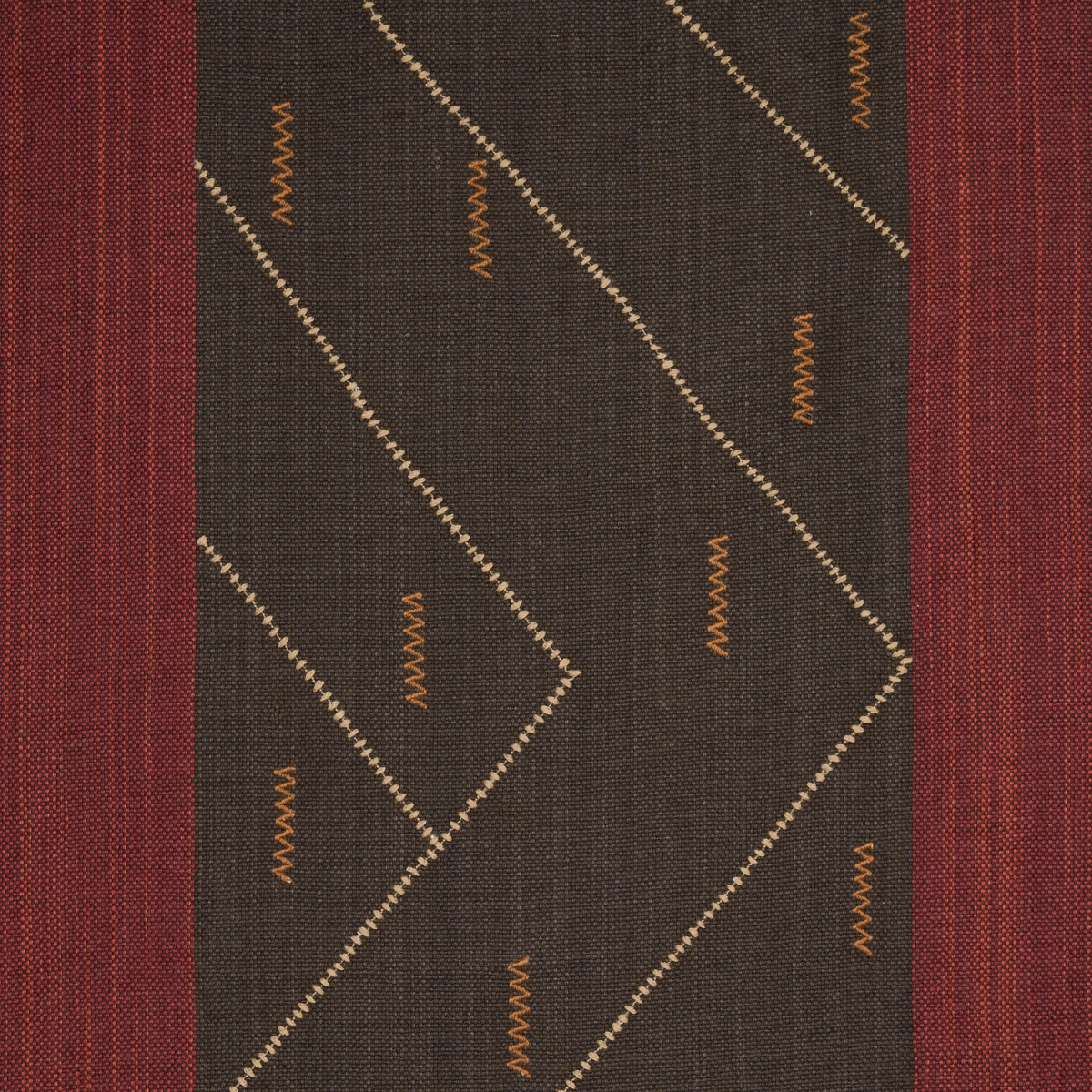 KAPANGA EMBROIDERY_ BROWN