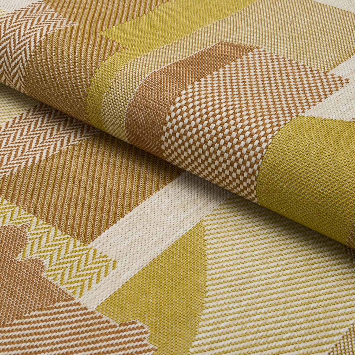 THE CITY'S SILENT LINES INDOOR/OUT_ CHARTREUSE