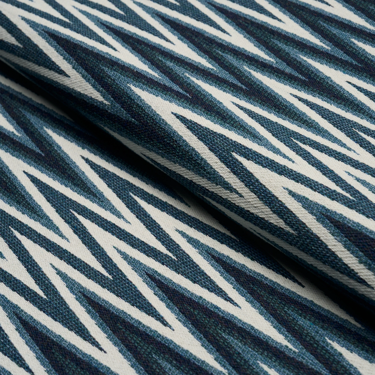 WEDGE WEAVE_ BLUE