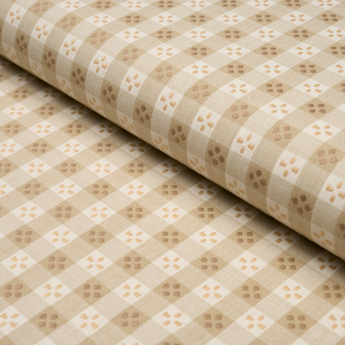 KIT PLAID_ NEUTRAL