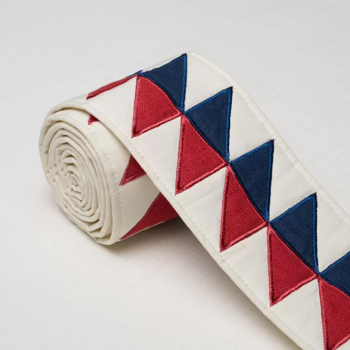 QUILTED DIAMOND TAPE_ AMERICANA