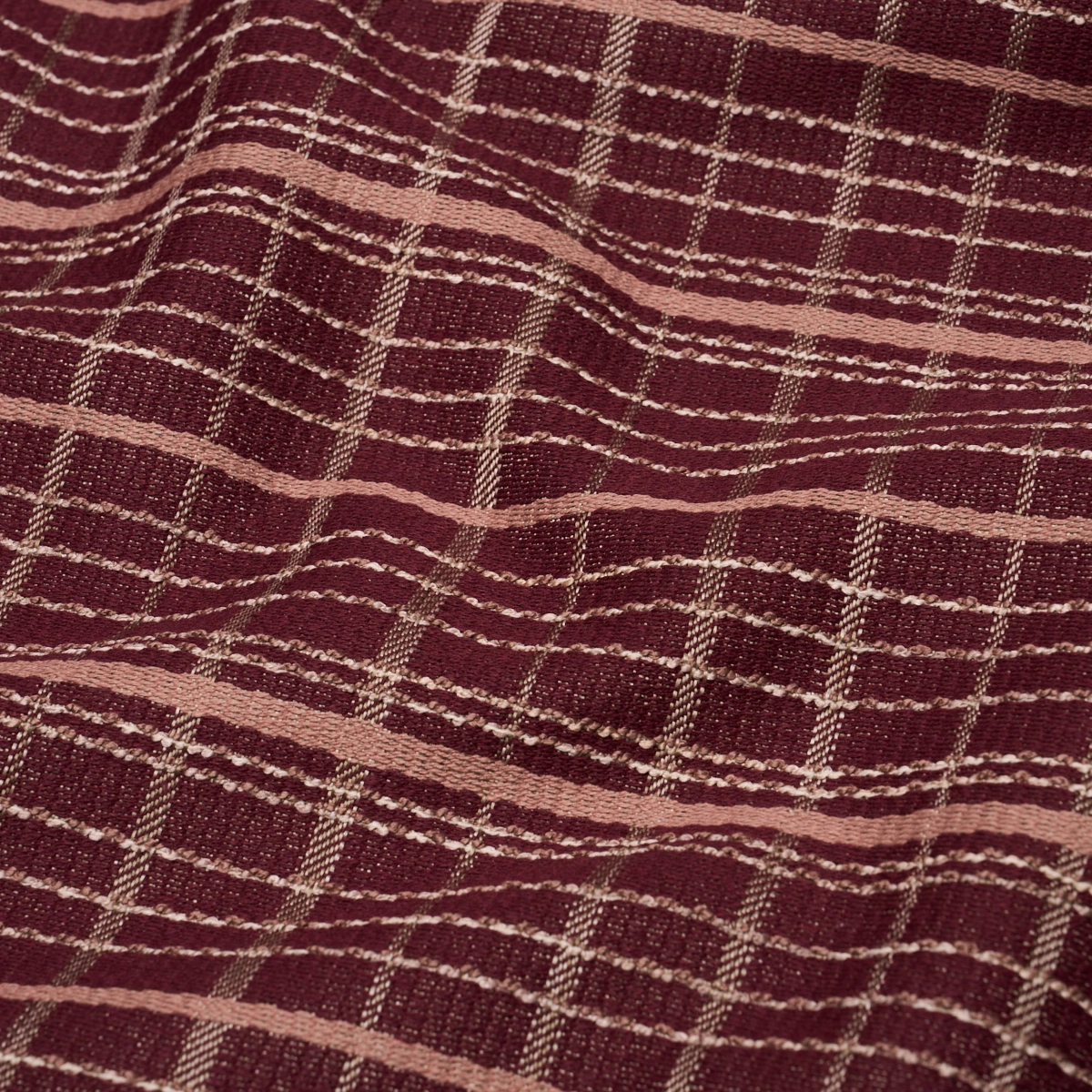 MERRICK PERFORMANCE PLAID_ GARNET