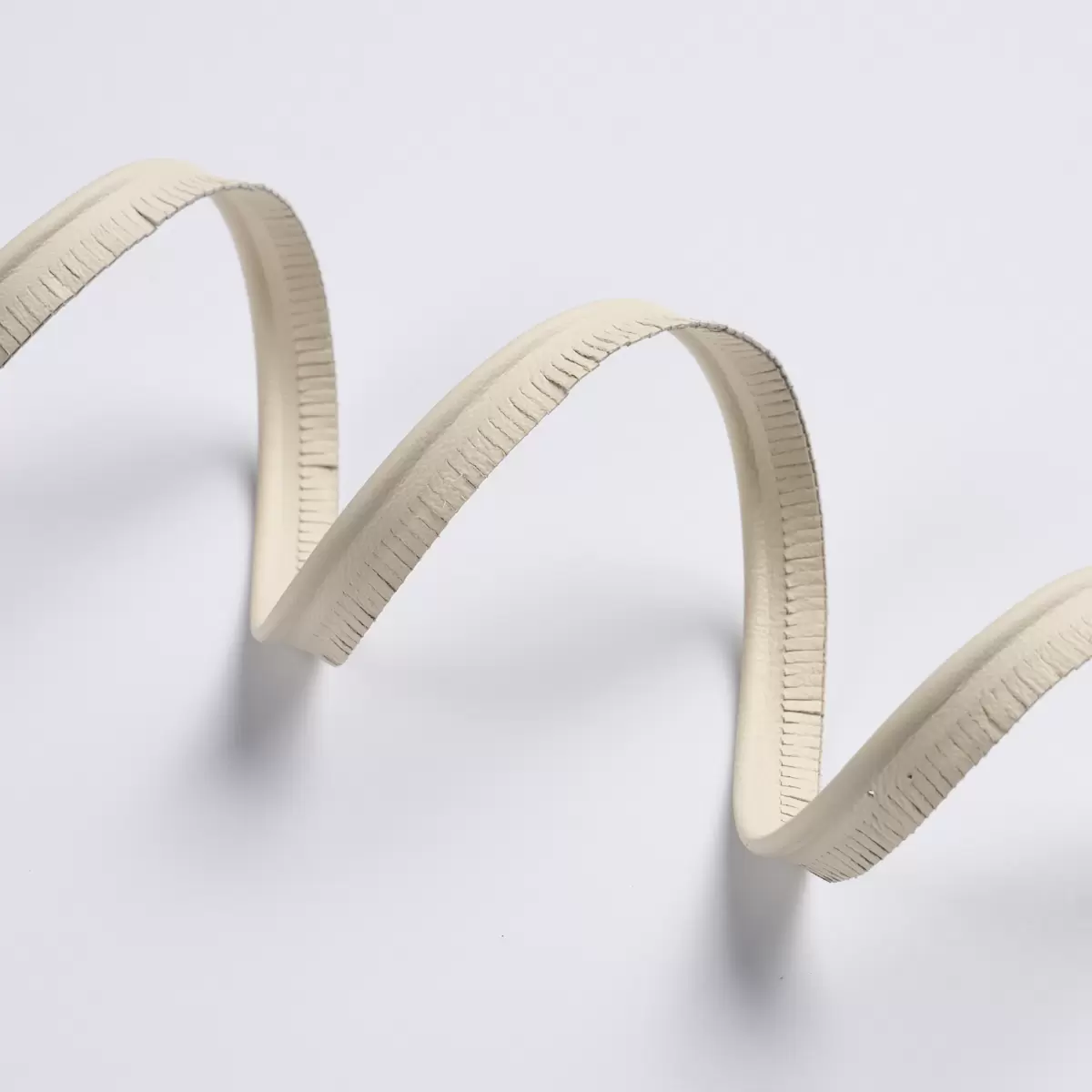 BURNHAM NARROW LEATHER PIPING_ IVORY