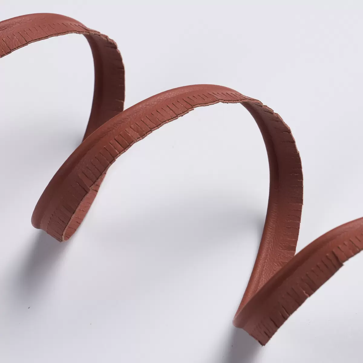 BURNHAM NARROW LEATHER PIPING_ RUST