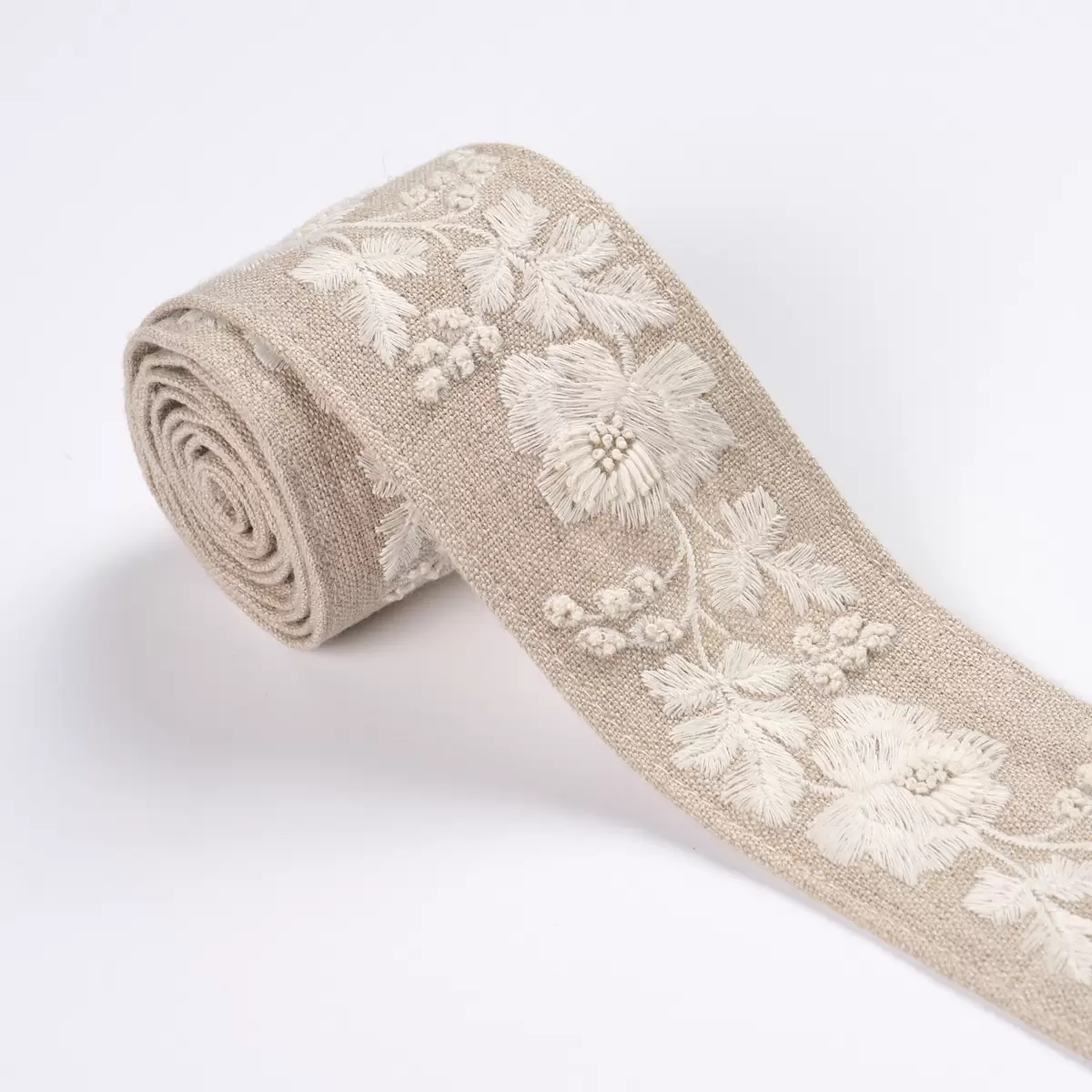 ELISE HAND-EMBROIDERED TAPE_ NATURAL