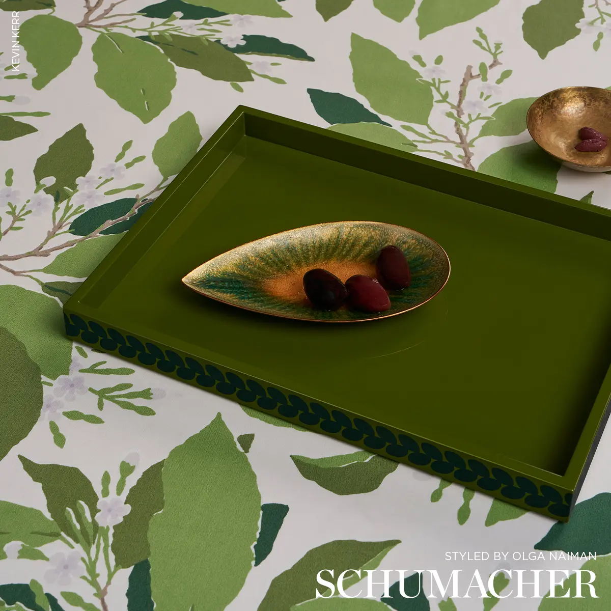 Berkeley Tray_ LETTUCE GREEN & BOTTLE GREEN