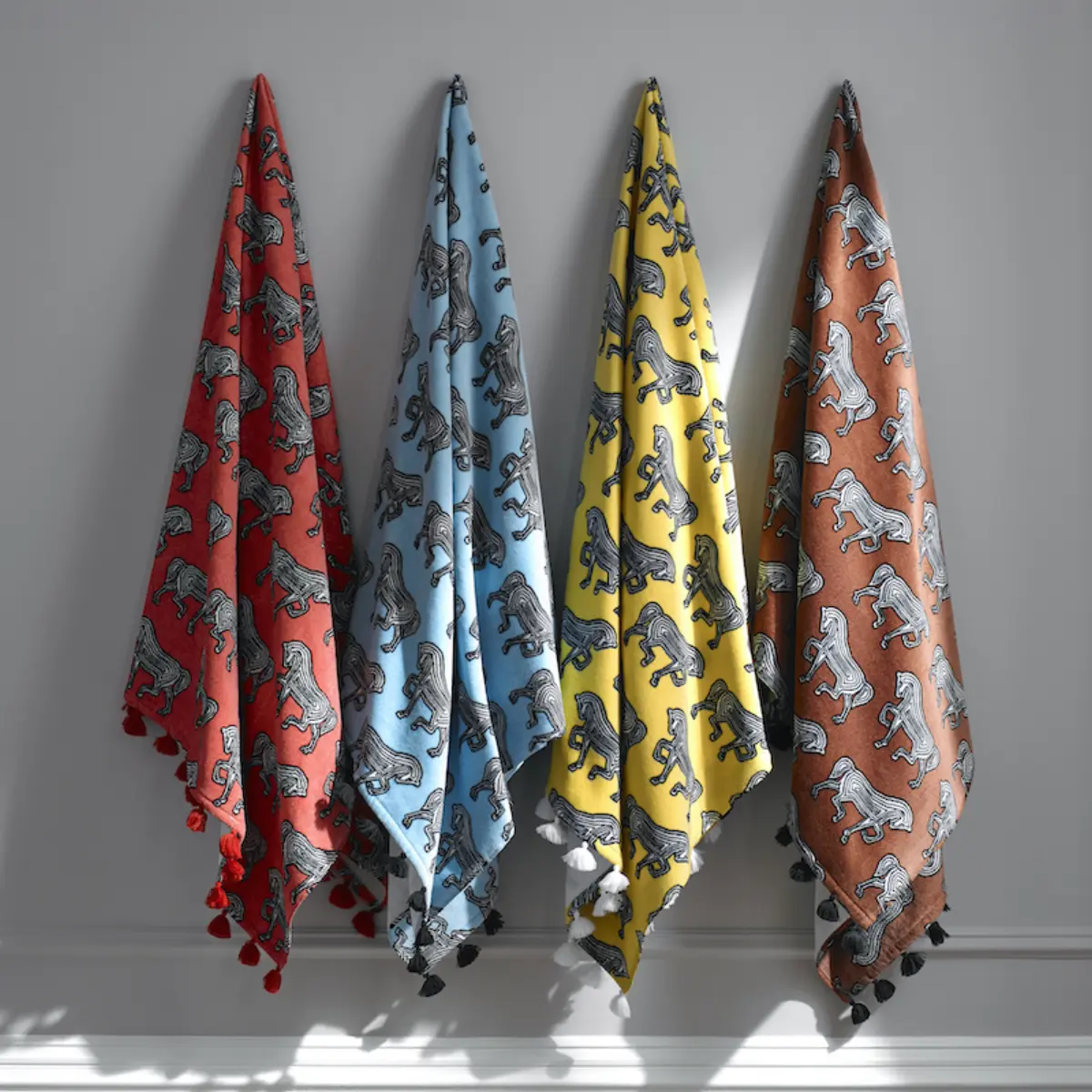 Faubourg Beach Towel_ COCONUT