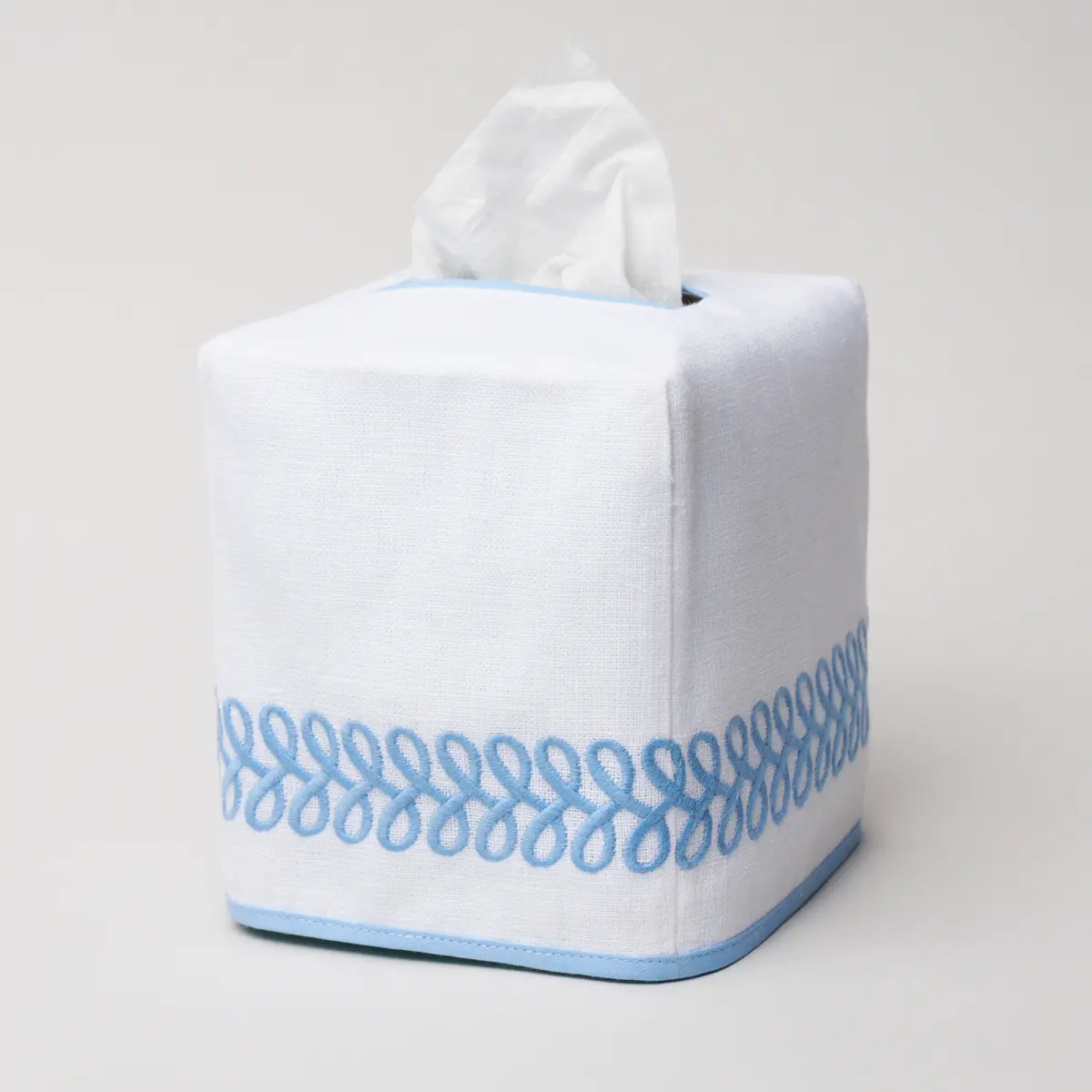 Astor Braid Tissue Box Cover_ SKY