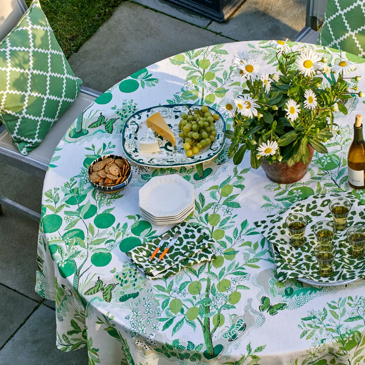 Citrus Garden Tablecloth_ GRASS