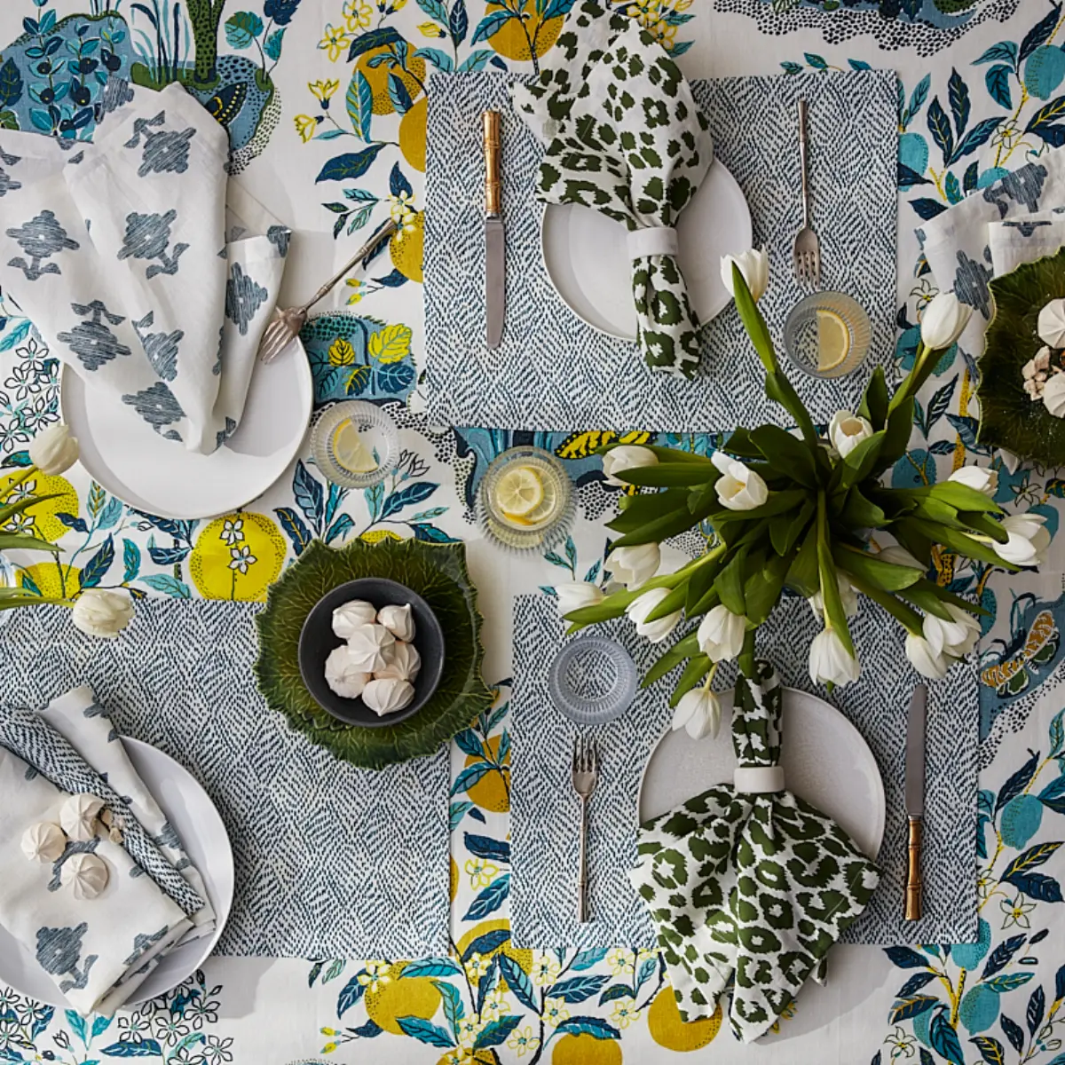 Citrus Garden Napkin, Set of 4_ POOL