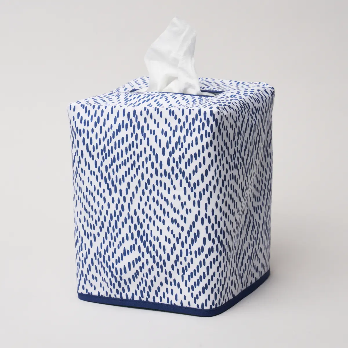 Duma Diamond Tissue Box Cover_ NAVY