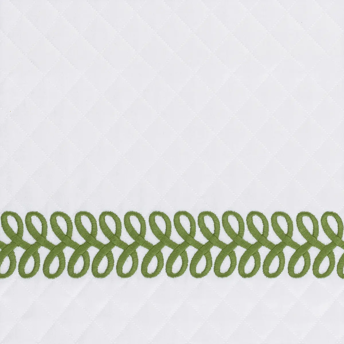Astor Braid Matelassé Coverlet_ GRASS