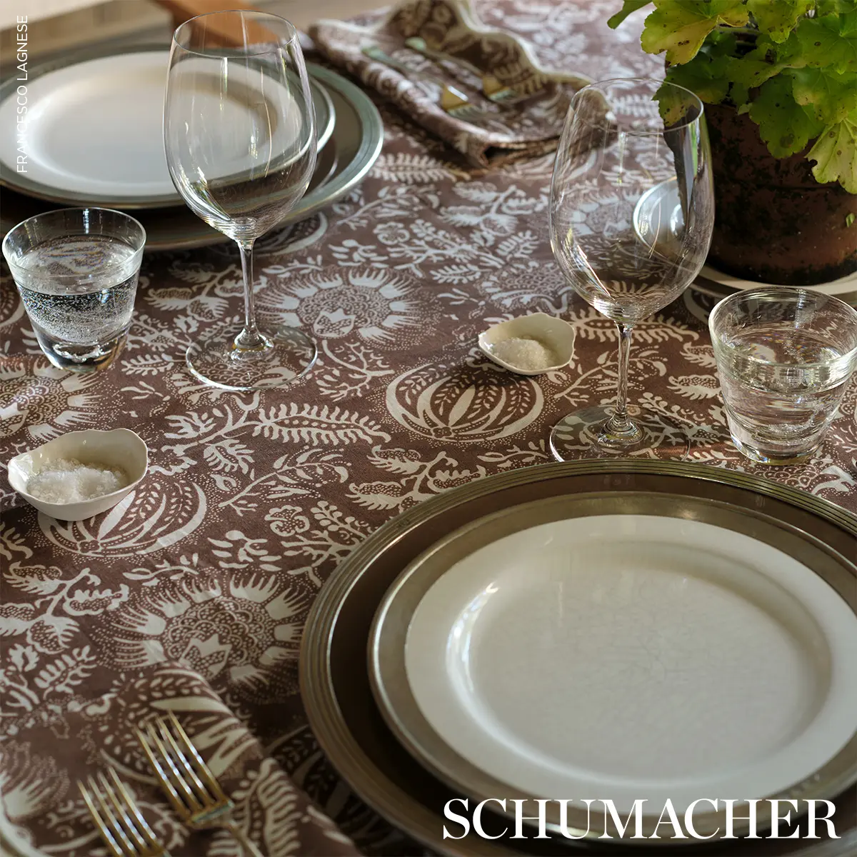 Granada Tablecloth_ THISTLE