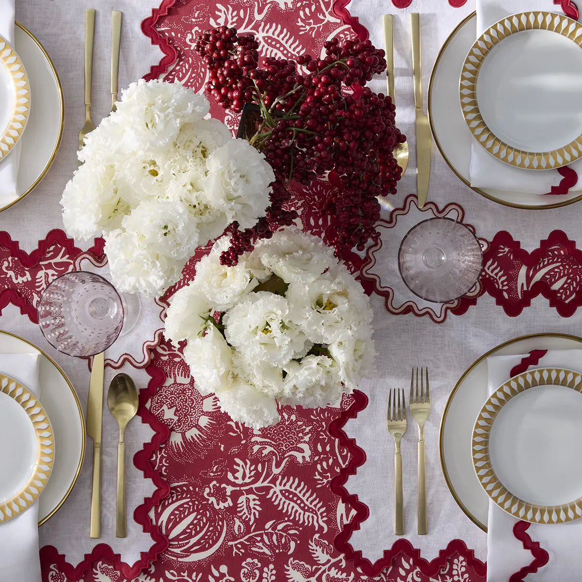 Granada Tablecloth_ SCARLET