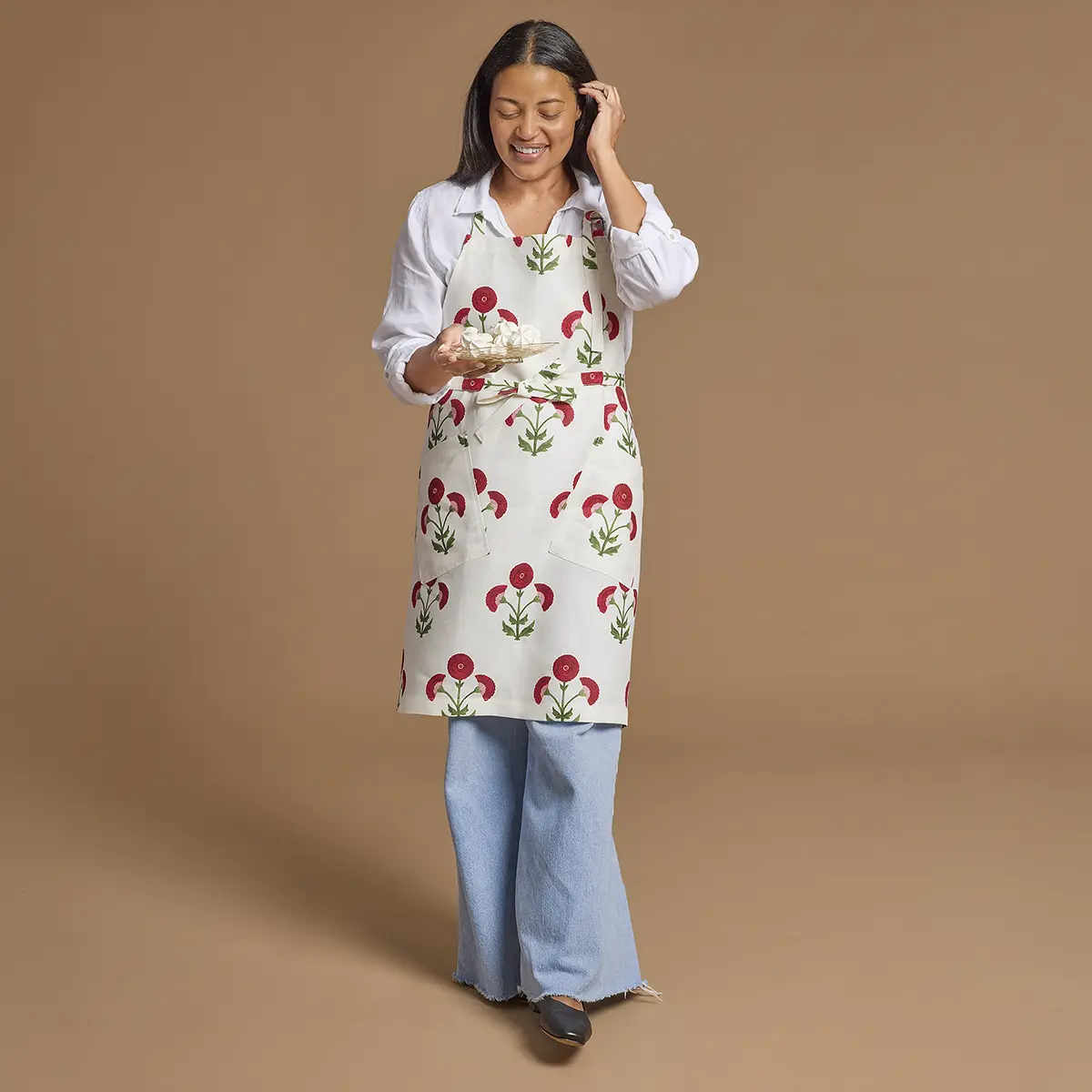 Gisele Linen Apron_ SCARLET