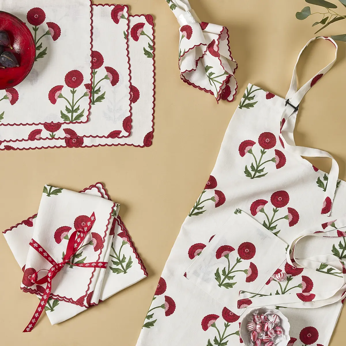 Gisele Linen Apron_ SCARLET
