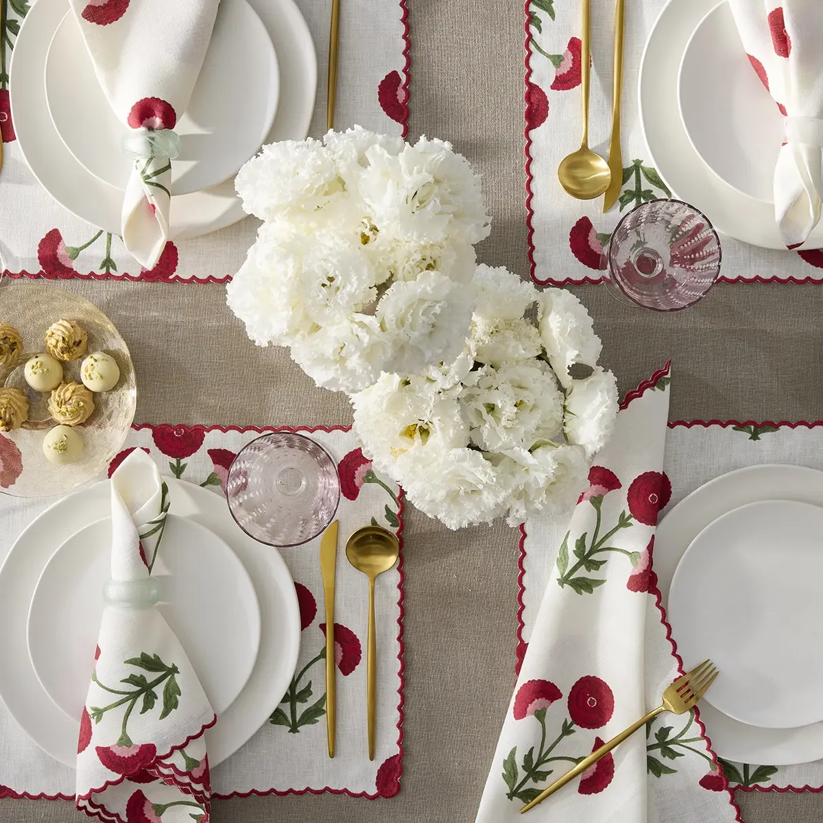 Gisele Tablecloth_ SCARLET