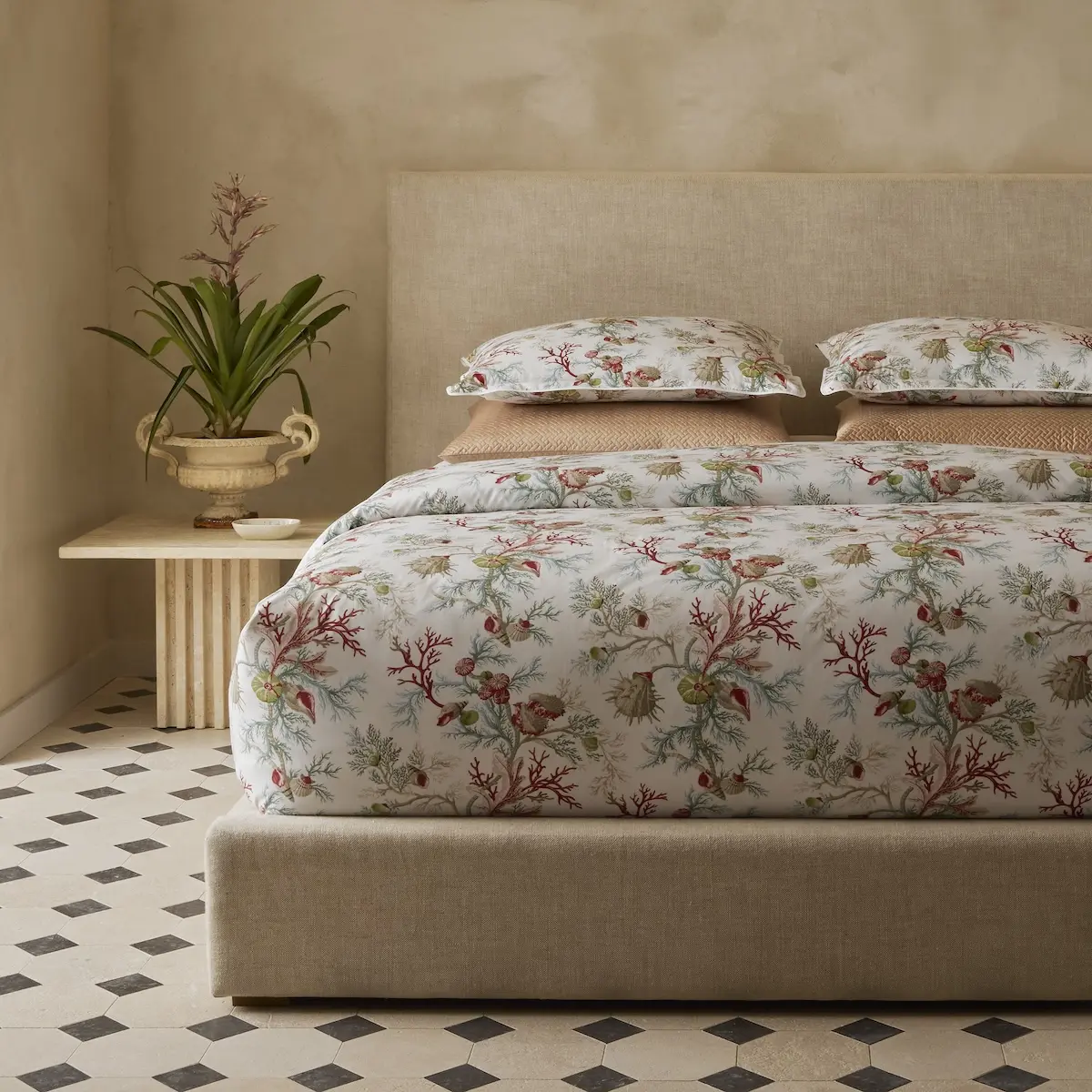 Del Tesoro Sham_ CORAL