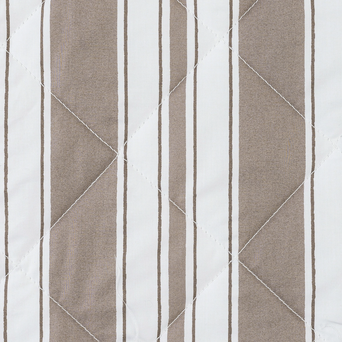 Elio Quilted Sham_ MOCHA