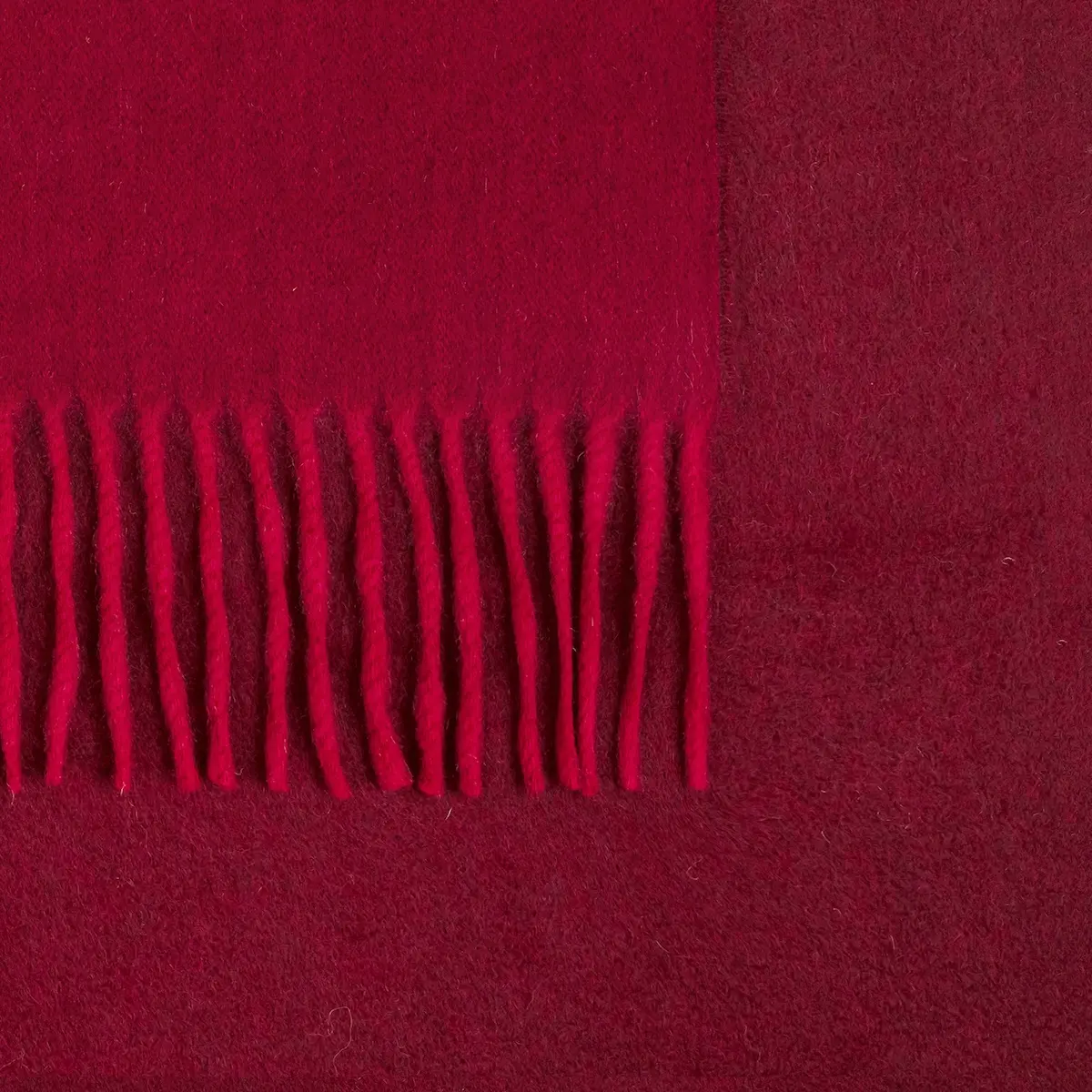 Paley Throw_ CRIMSON/SCARLET