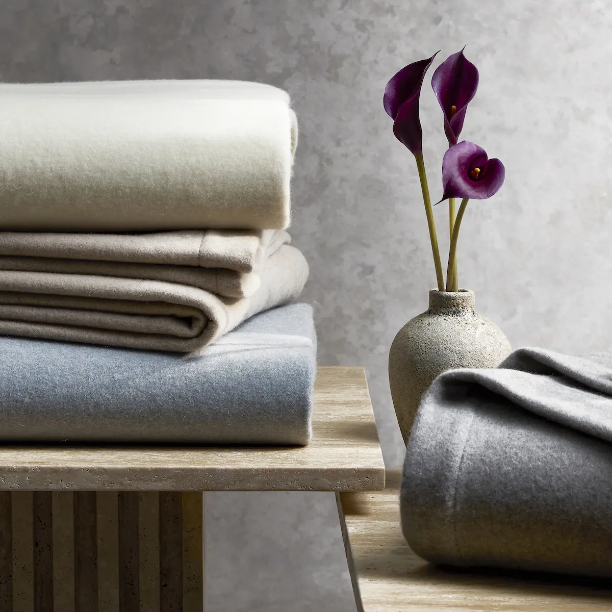 Venus Blanket_ PEARL GREY