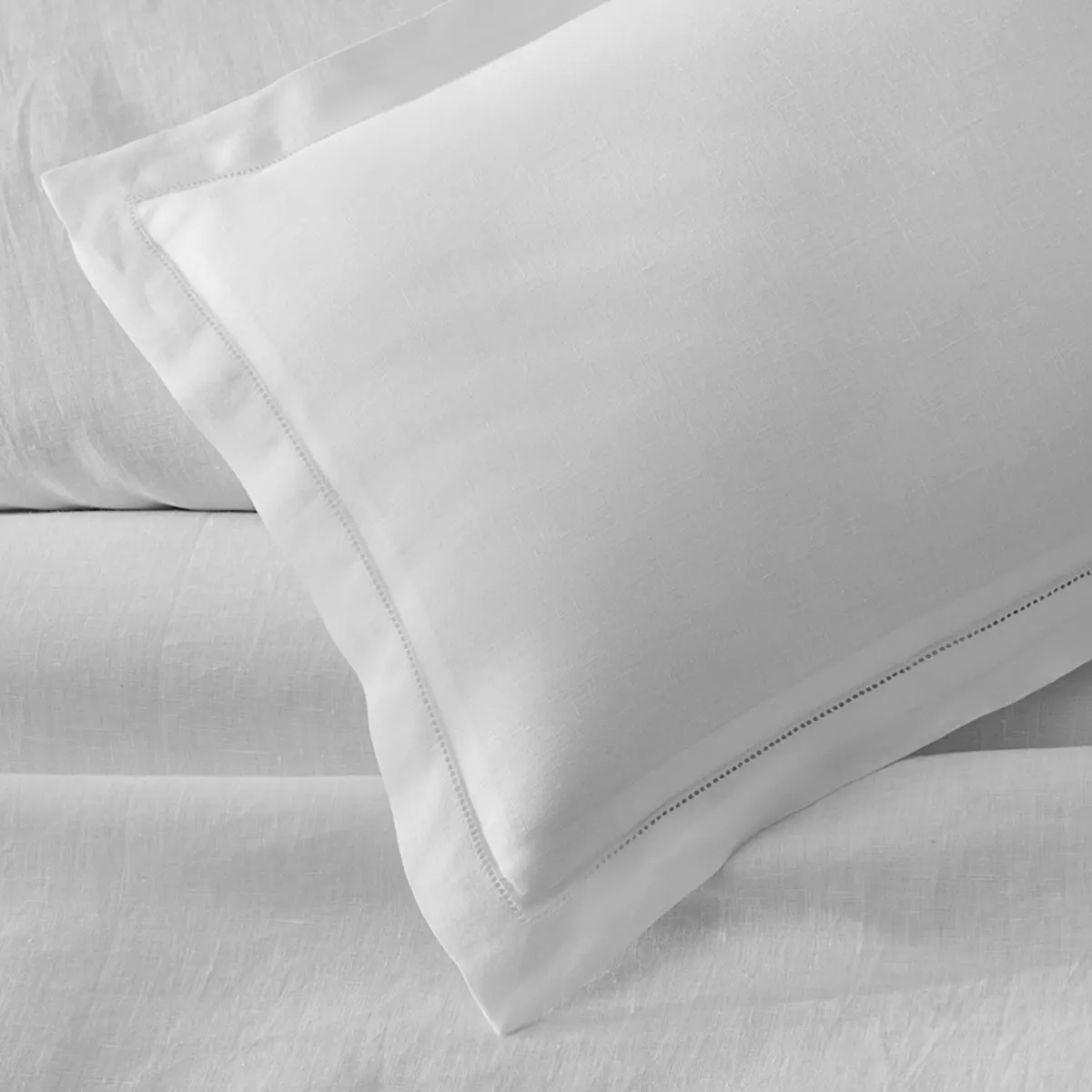 Roman Fitted Sheet_ WHITE