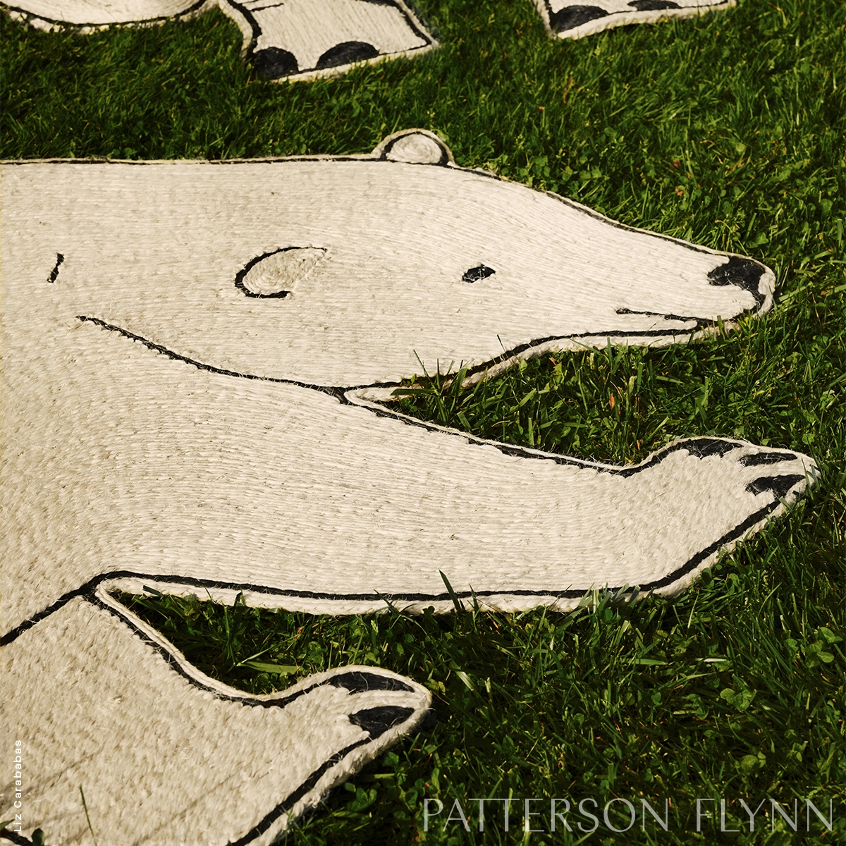 Oso Rug_ NATURAL/BLACK