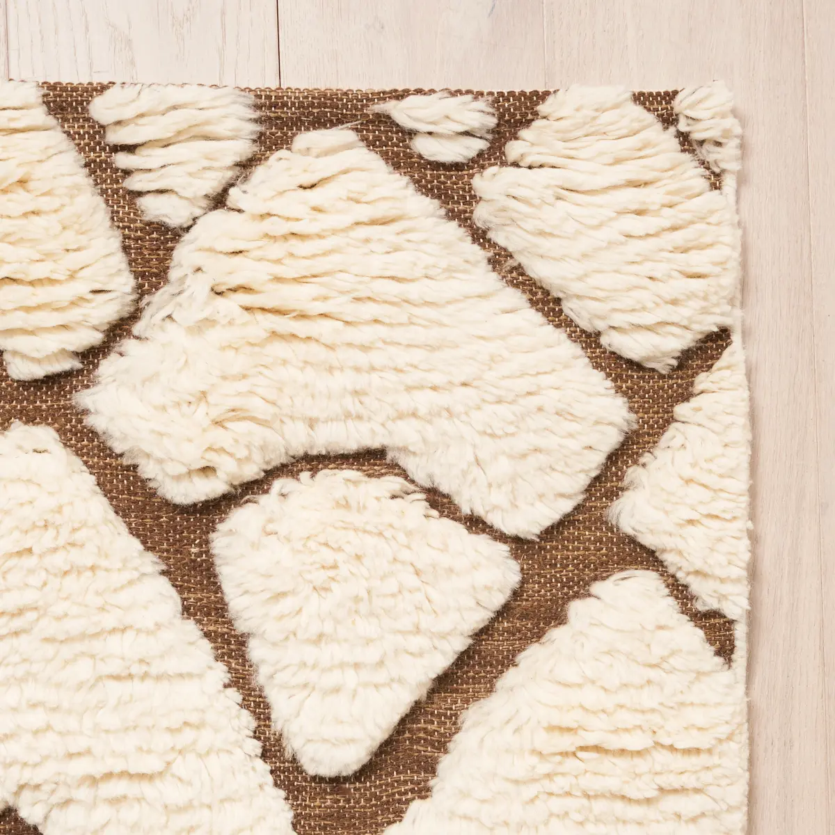 Zimba Rug_ IVORY & BROWN