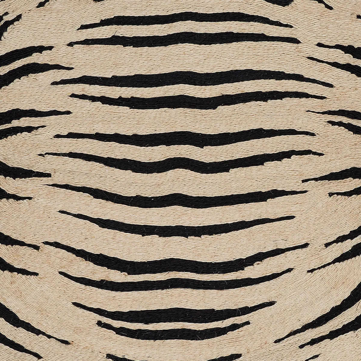Tigre Rug_ BLACK & NATURAL