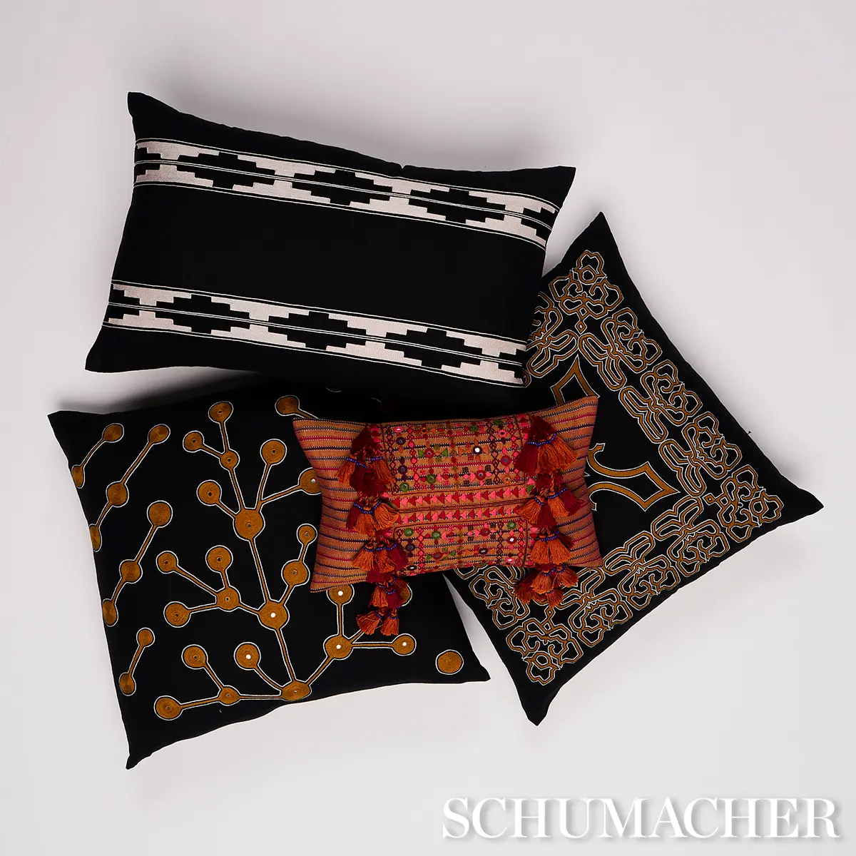 Jafri Pillow_ BLACK & BEIGE