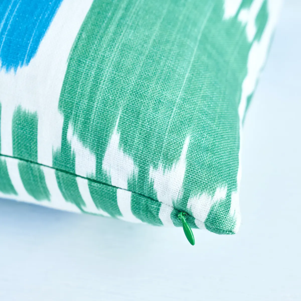 Kandira Pillow_ PEACOCK