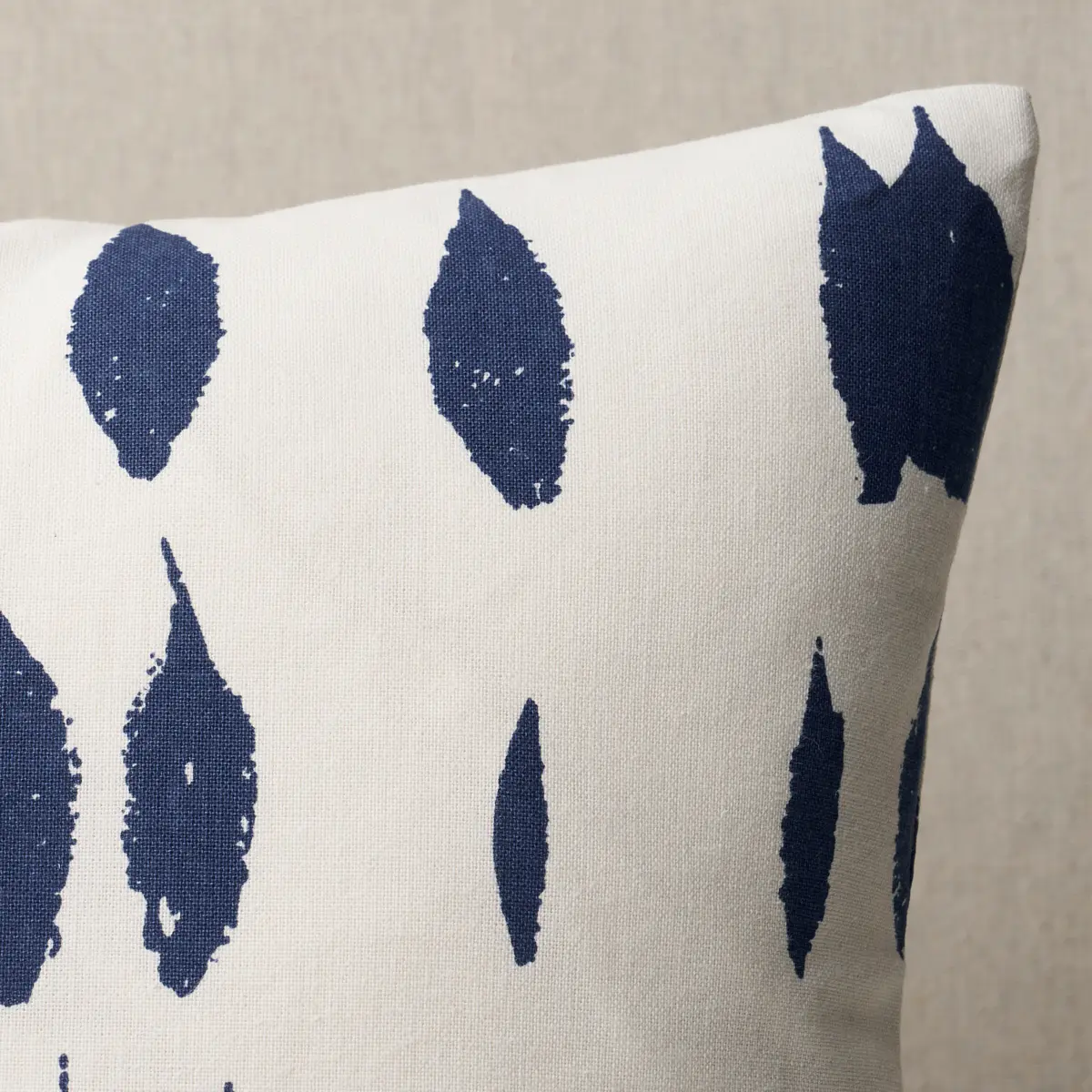Queen of Spain Pillow_ NAVY