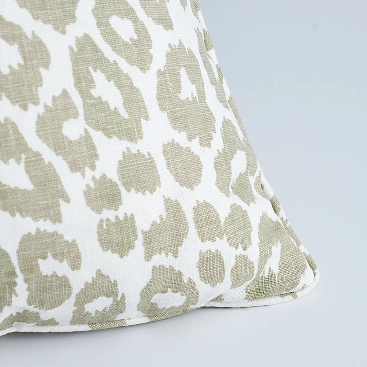 Iconic Leopard Pillow_ LINEN