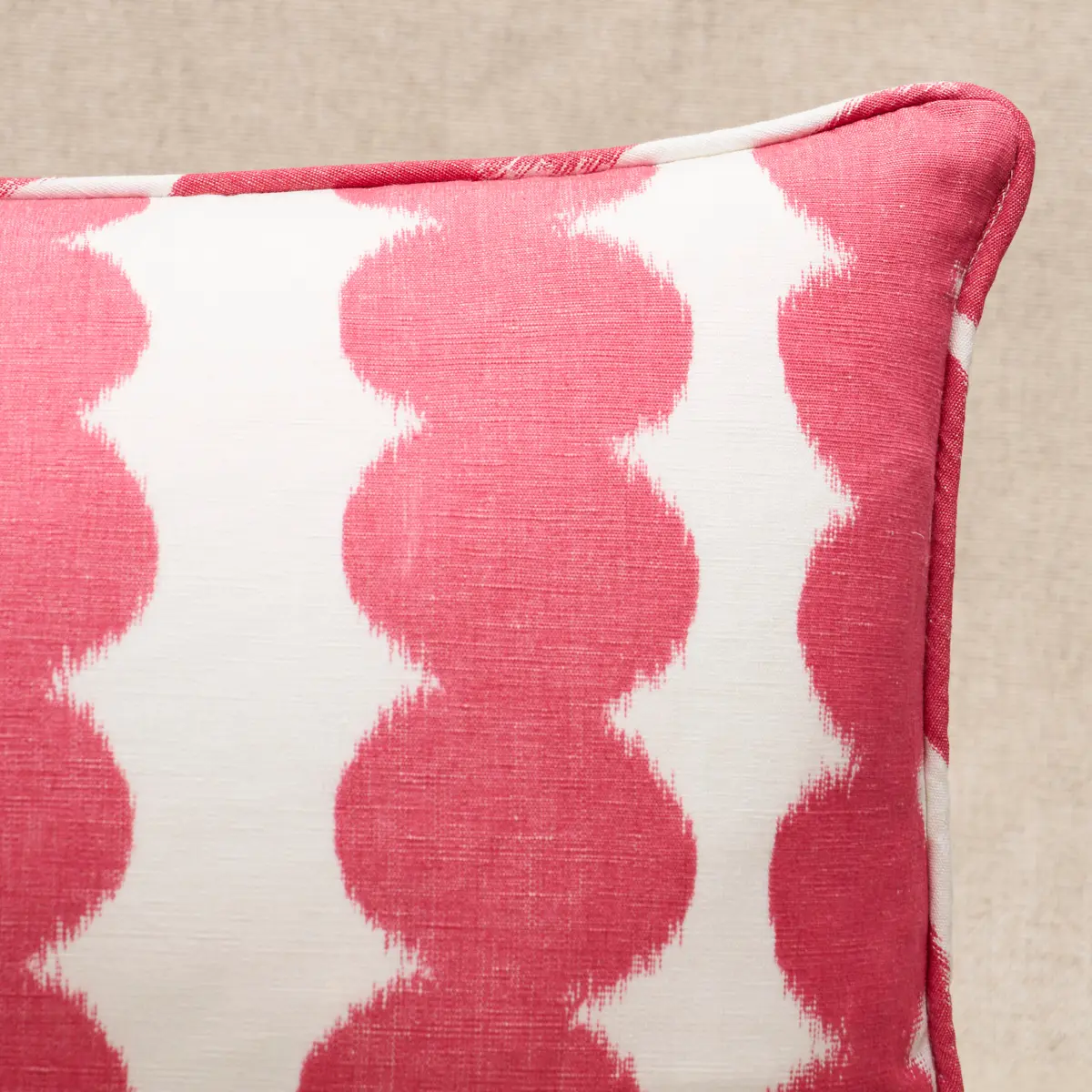 Full Circle Pillow_ FUSCHIA