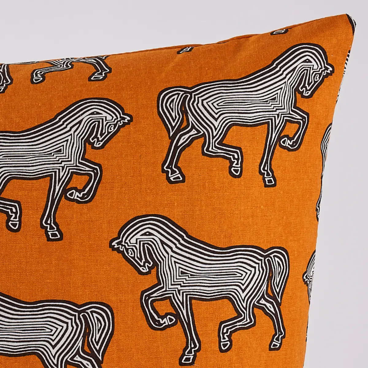 Faubourg Pillow_ ORANGE