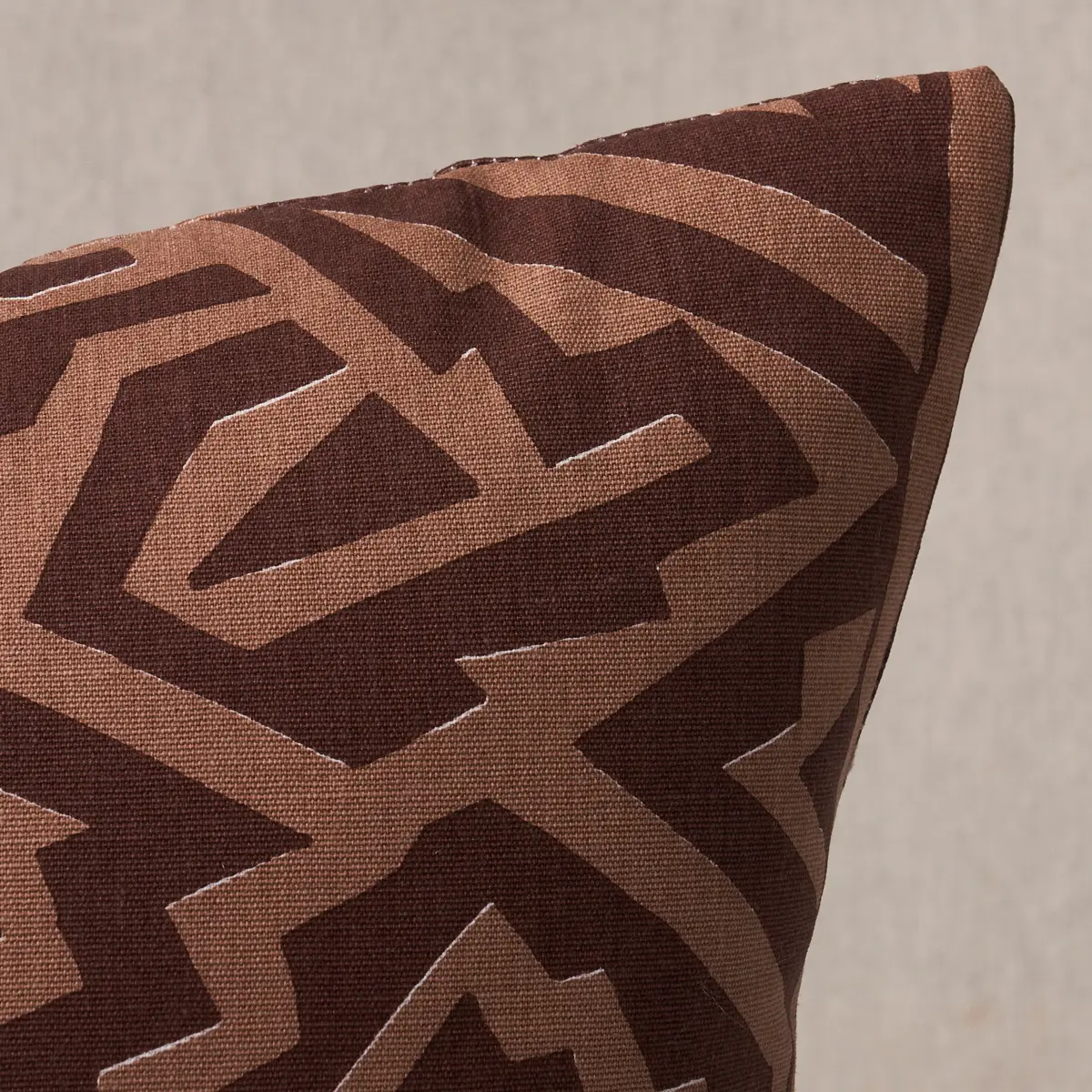 Jagged Maze Pillow_ BROWN