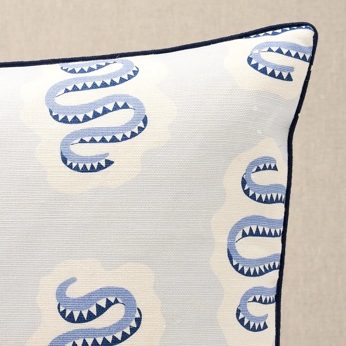 Elsa Pillow_ MOONSTONE