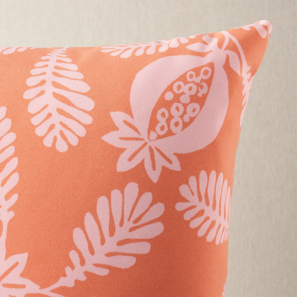Lanzadera Vine I/O Pillow_ MELON
