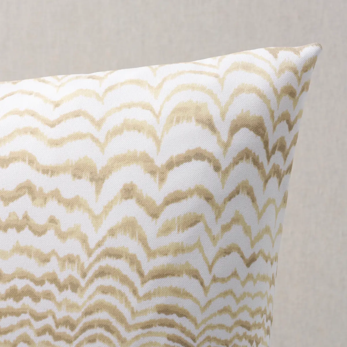 Ink Wave Print I/O Pillow_ NATURAL