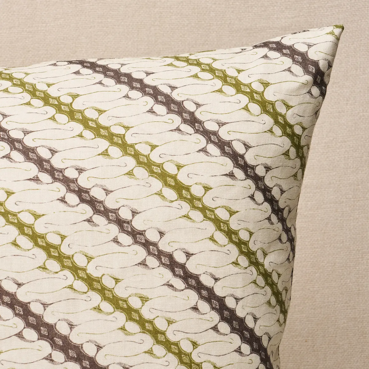 Ronnie Pillow_ GREEN