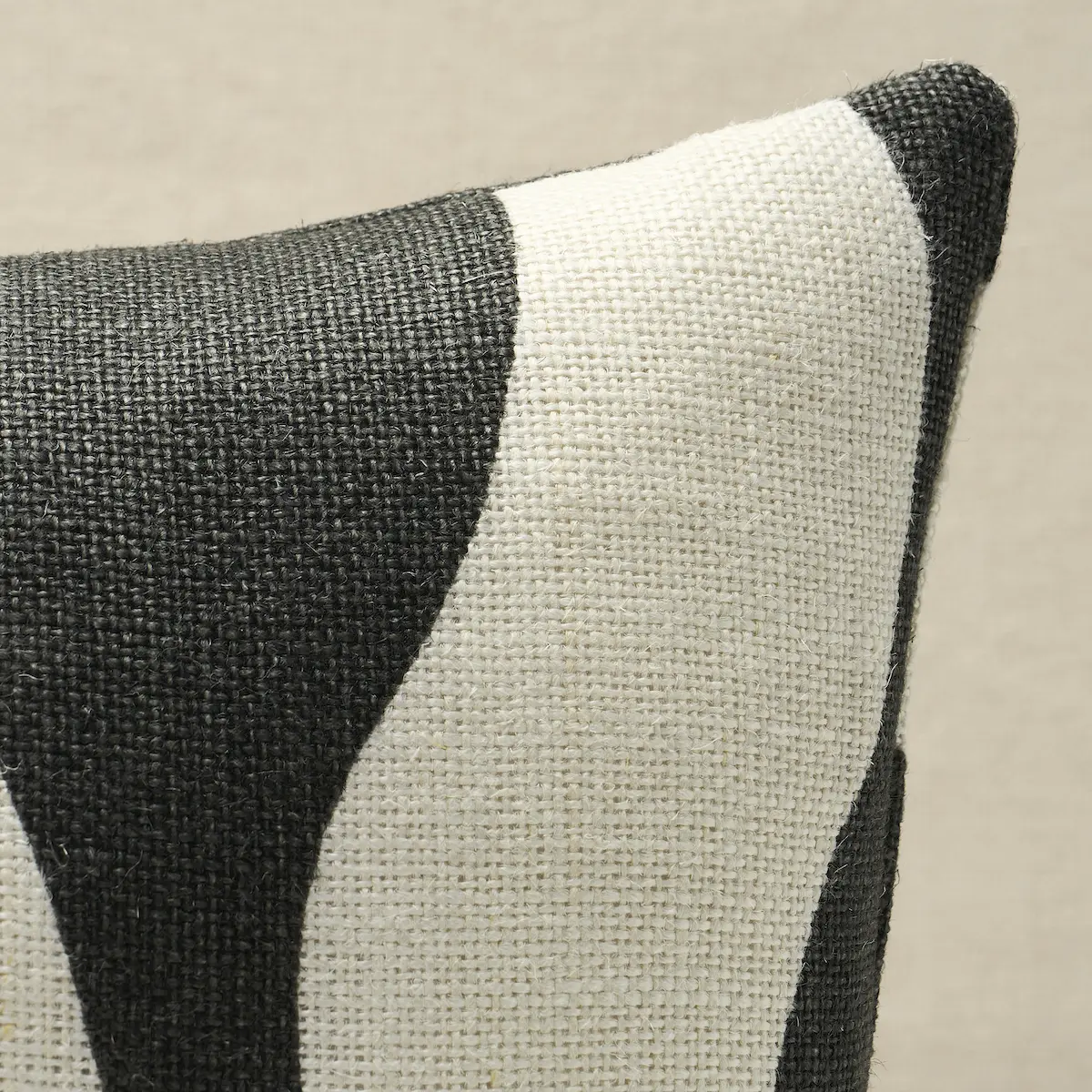 Ellsworth Pillow_ GRAPHITE