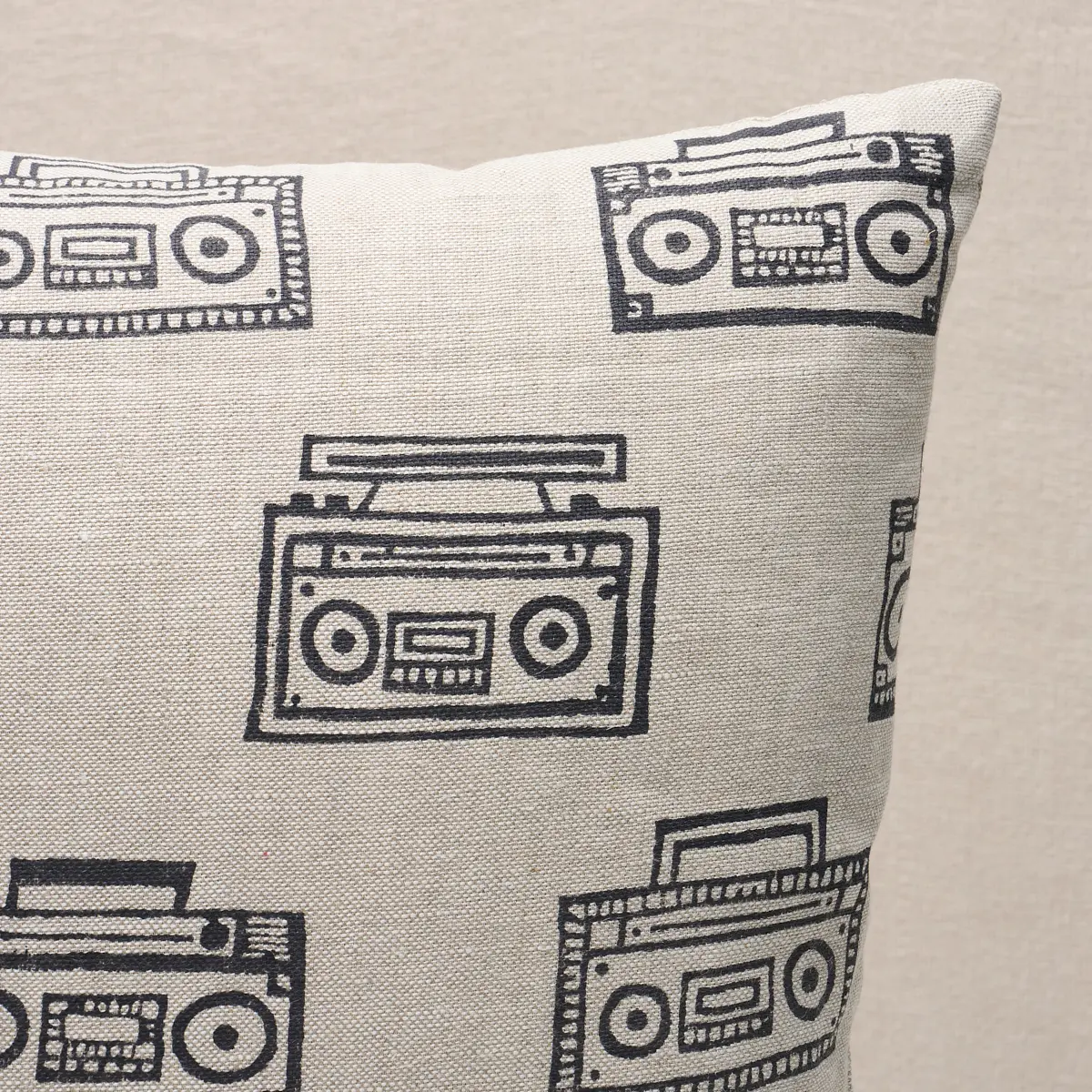 Ode Pillow_ CHARCOAL