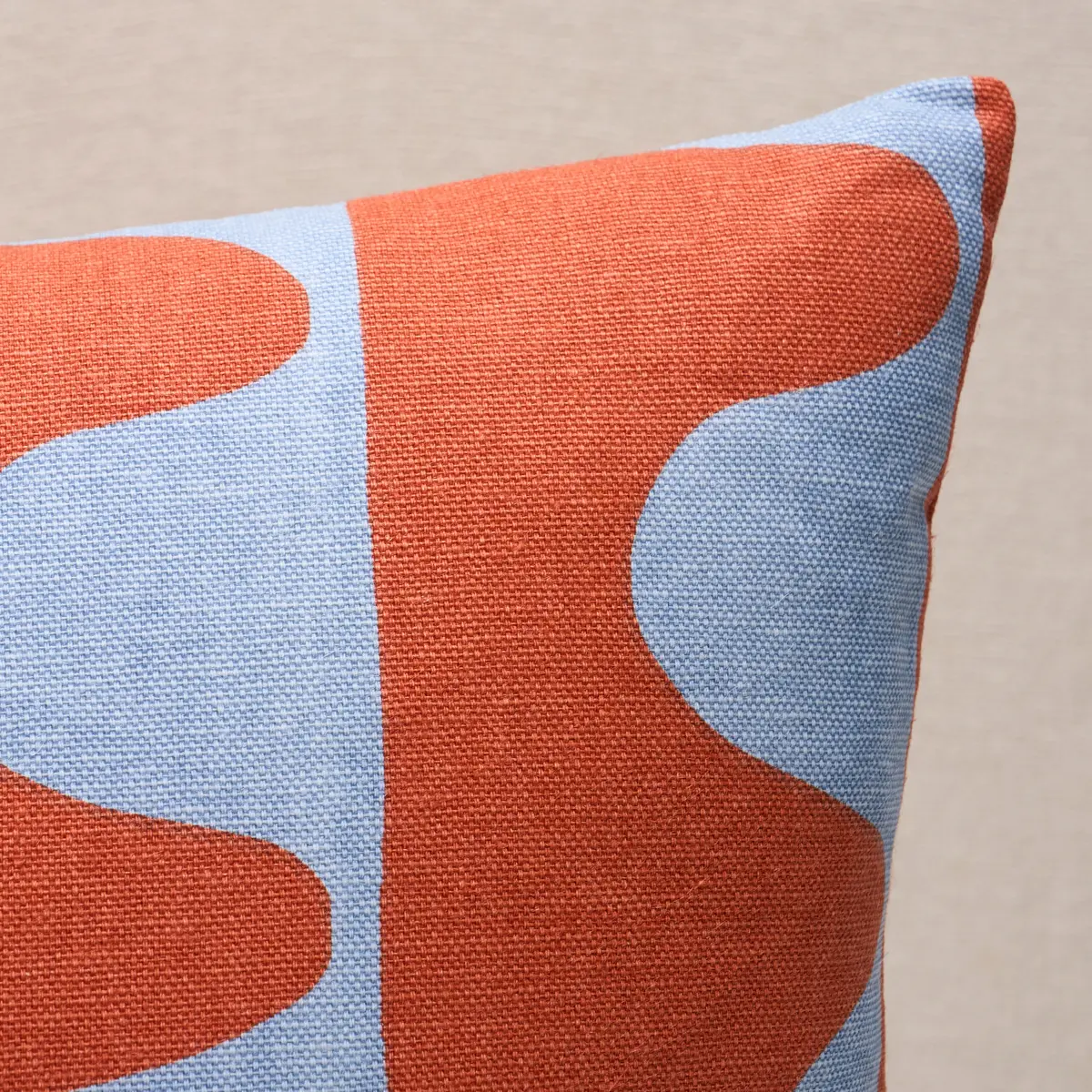Drift Pillow_ CURRANT