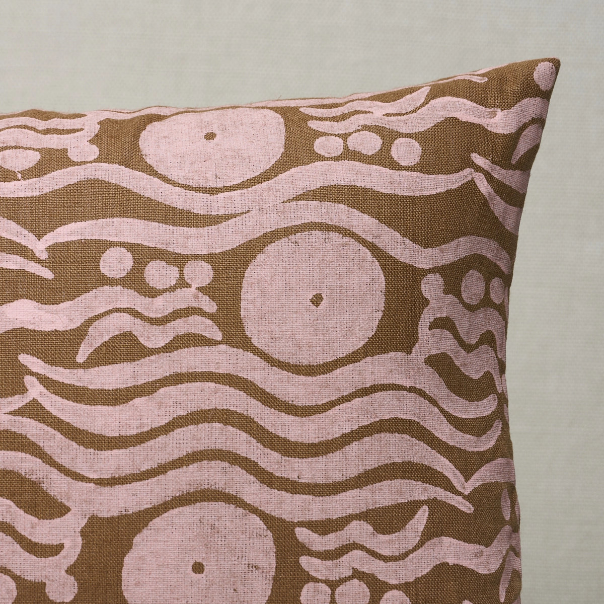 Bosphorous Hand Block Pillow_ BROWN & PINK