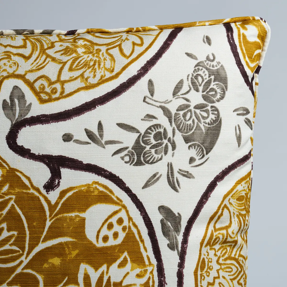 Katsugi Pillow_ GOLD & MUSHROOM