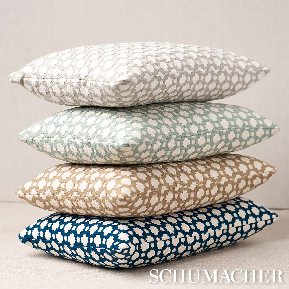 Betwixt Pillow_ BISCUIT/IVORY
