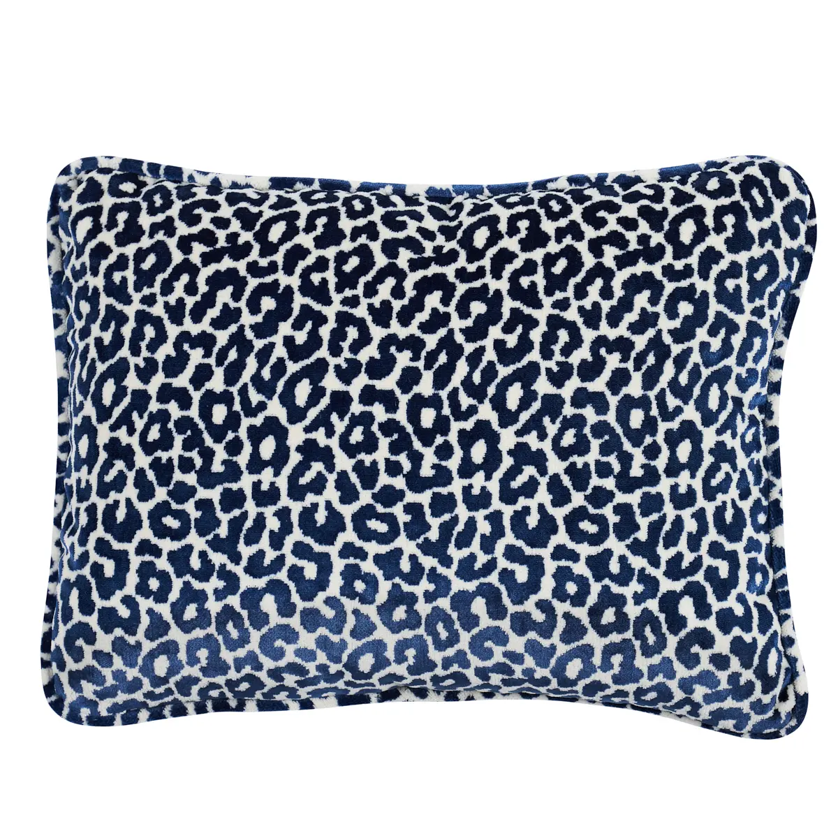 Madeleine Velvet Pillow_ MIDNIGHT
