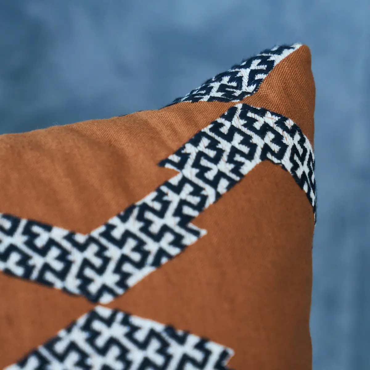 Topi Pillow_ SIENNA