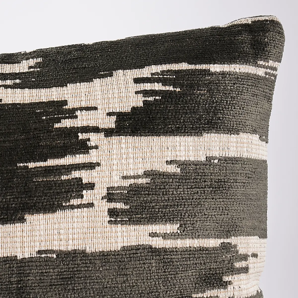 Gibson Pillow_ CHARCOAL