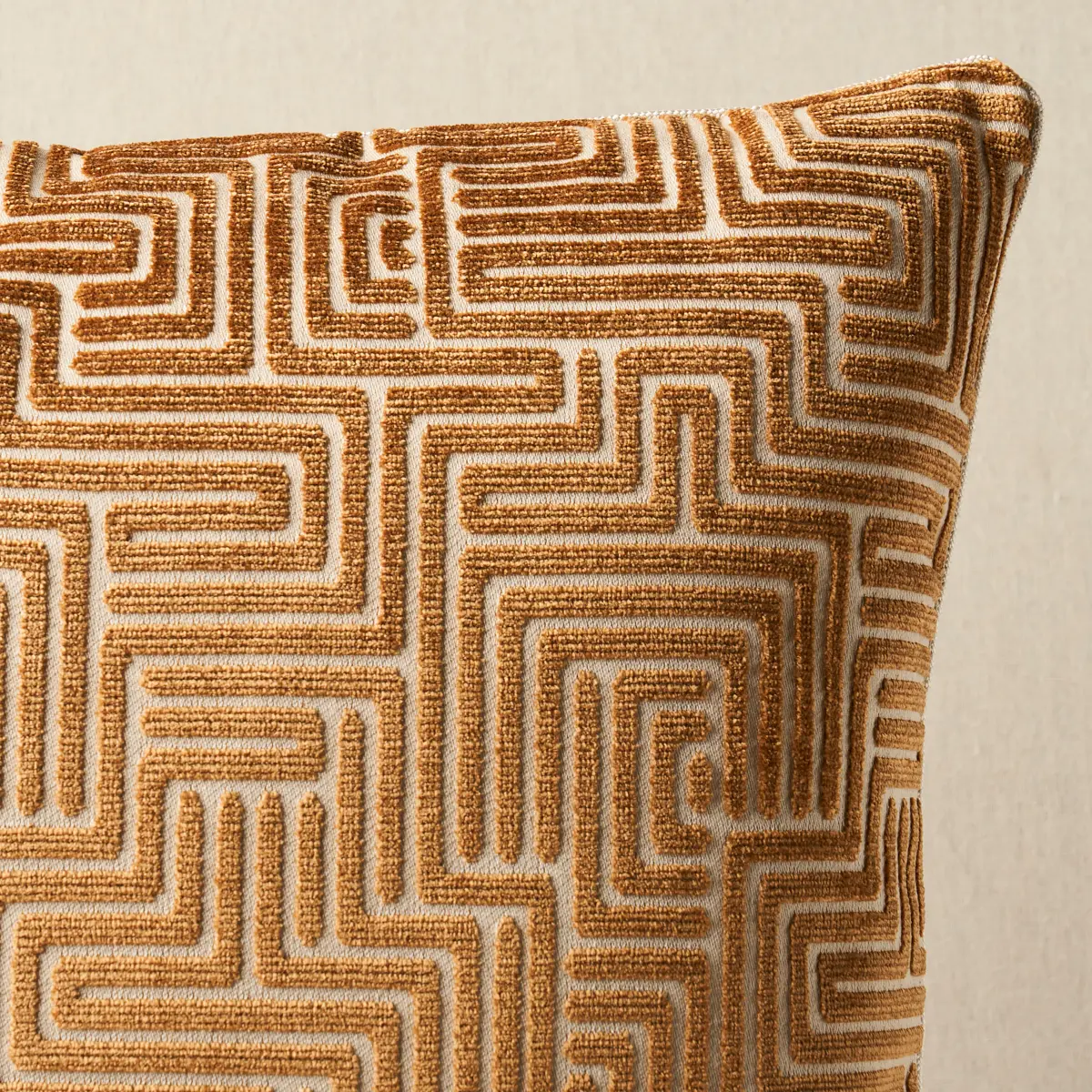 Lisboa Velvet Pillow_ GOLD